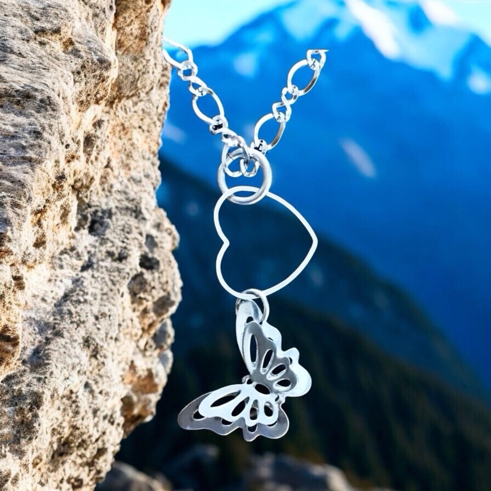 🆕 3D Butterfly and Heart Necklace Stainless Steel